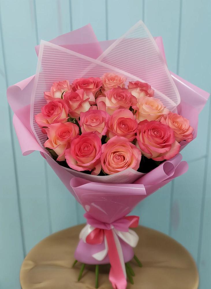 Букет 15 Розовых роз Равель в Листвянке