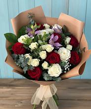 Букет цветов из:  Розы и Альстромерии в Листвянке