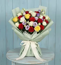 Букет цветов из:  Розы в Листвянке