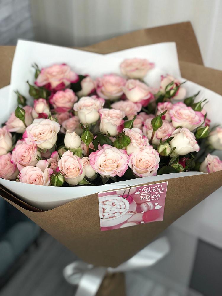 Букет цветов из: Розы в Листвянке