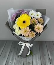 Букет цветов из:  Розы, Герберы и Хризантемы в Листвянке