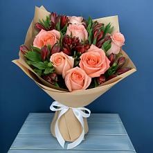 Букет цветов из:  Розы и Альстромерии в Листвянке