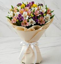 Букет цветов из:  Альстромерии в Листвянке
