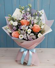 Букет цветов из:  Лизиантусы, Розы, Альстромерии и Гипсофила #REPLACE_PRED# Листвянке