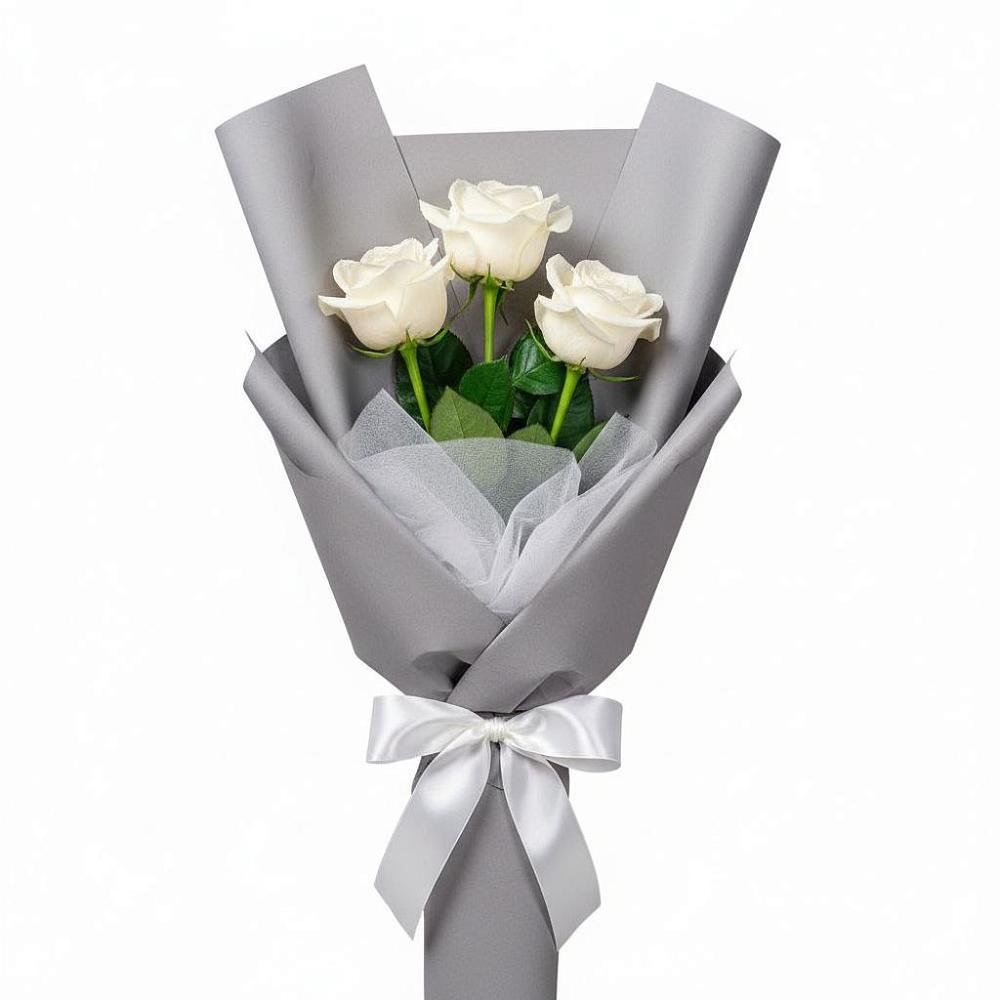 Букет 3 белые розы в Листвянке
