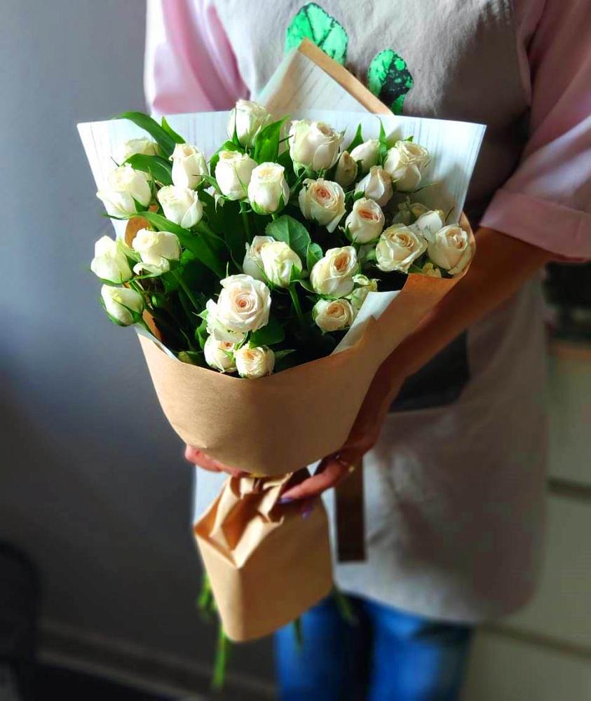 Букет цветов из: Розы в Листвянке
