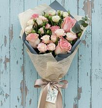 Букет цветов из:  Розы #REPLACE_PRED# Листвянке