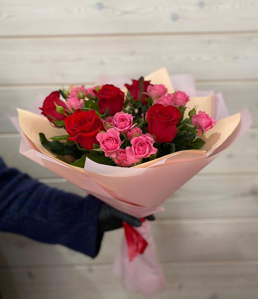 Букет цветов из: Розы в Листвянке