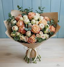 Букет цветов из:  Альстромерии и Розы в Листвянке